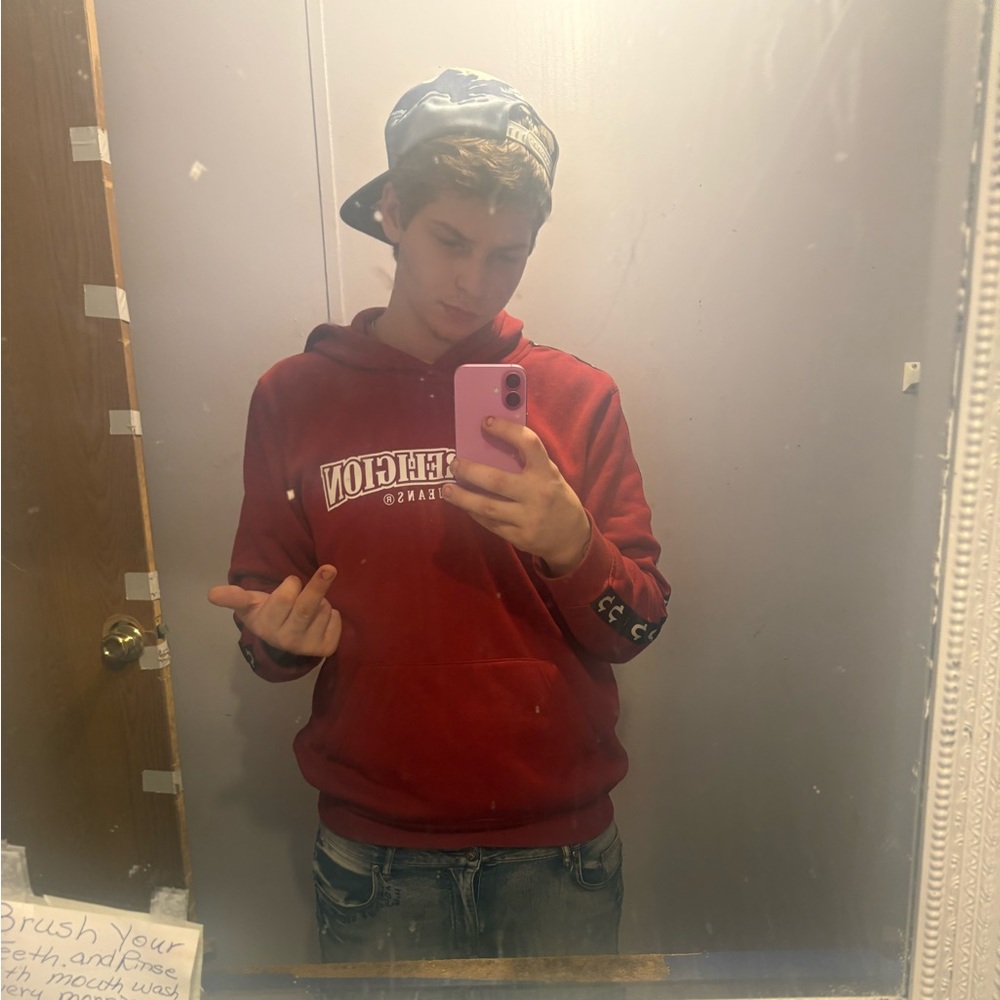 Meet your Posher, Camron